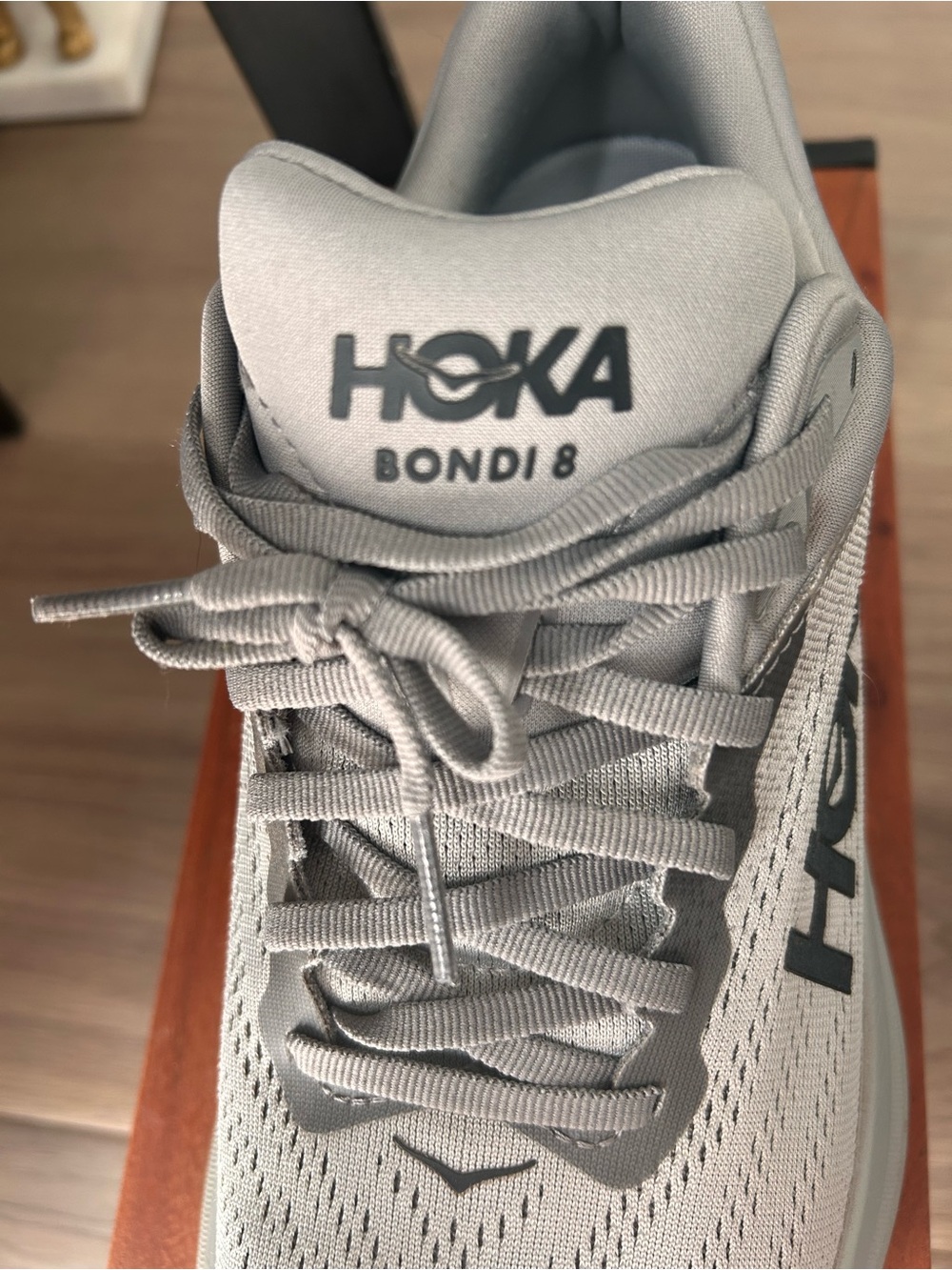 Hoka Men's Bondi 8 Light Gray Size 9.5 - Picture 9 of 11